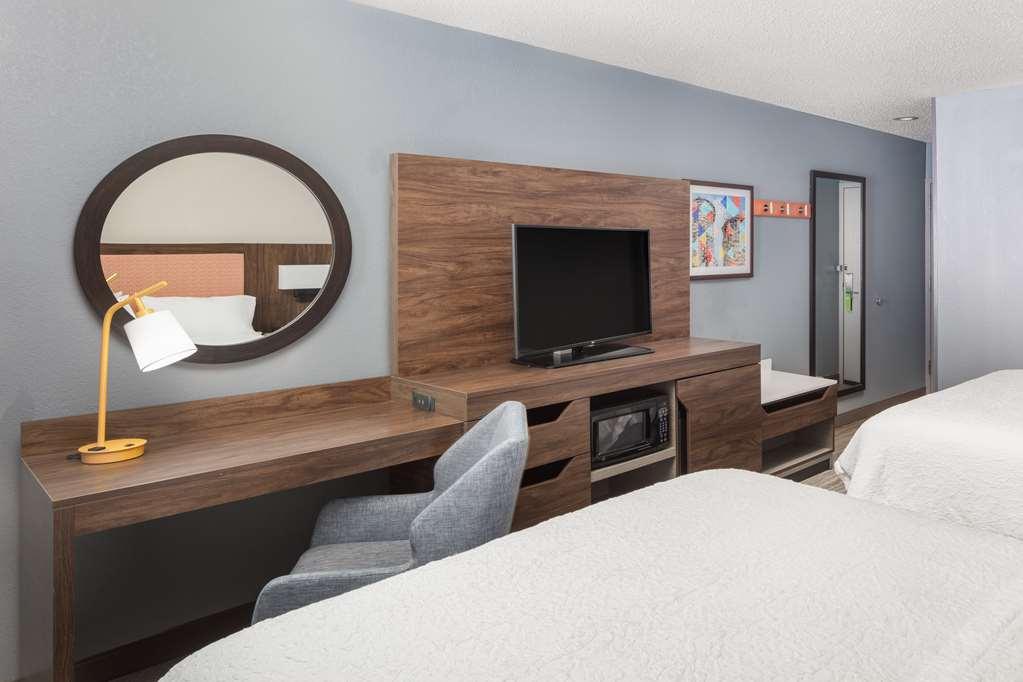 Hampton Inn Joliet-Plainfield I-55 Room photo